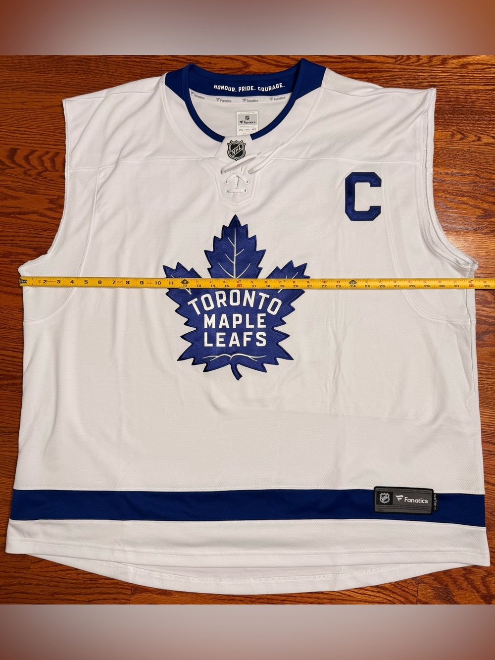Gorgeous Fanatics Maple Leafs Matthews No.34 Breakaway Sleeveless Jersey!!!
